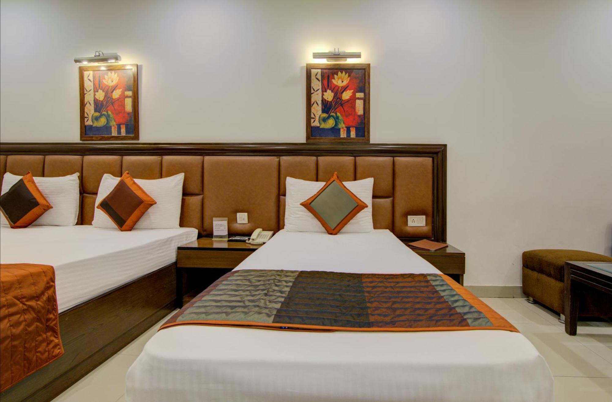 Airport La Sapphire Hotel & Restaurant نيودلهي المظهر الخارجي الصورة